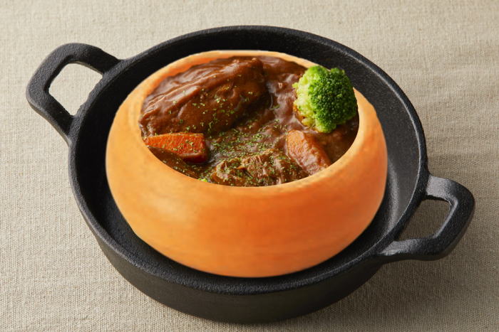 まるごと！パンde牛タンシチュー 