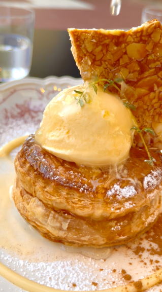 Apple Pie served by THE R.C.ARMS